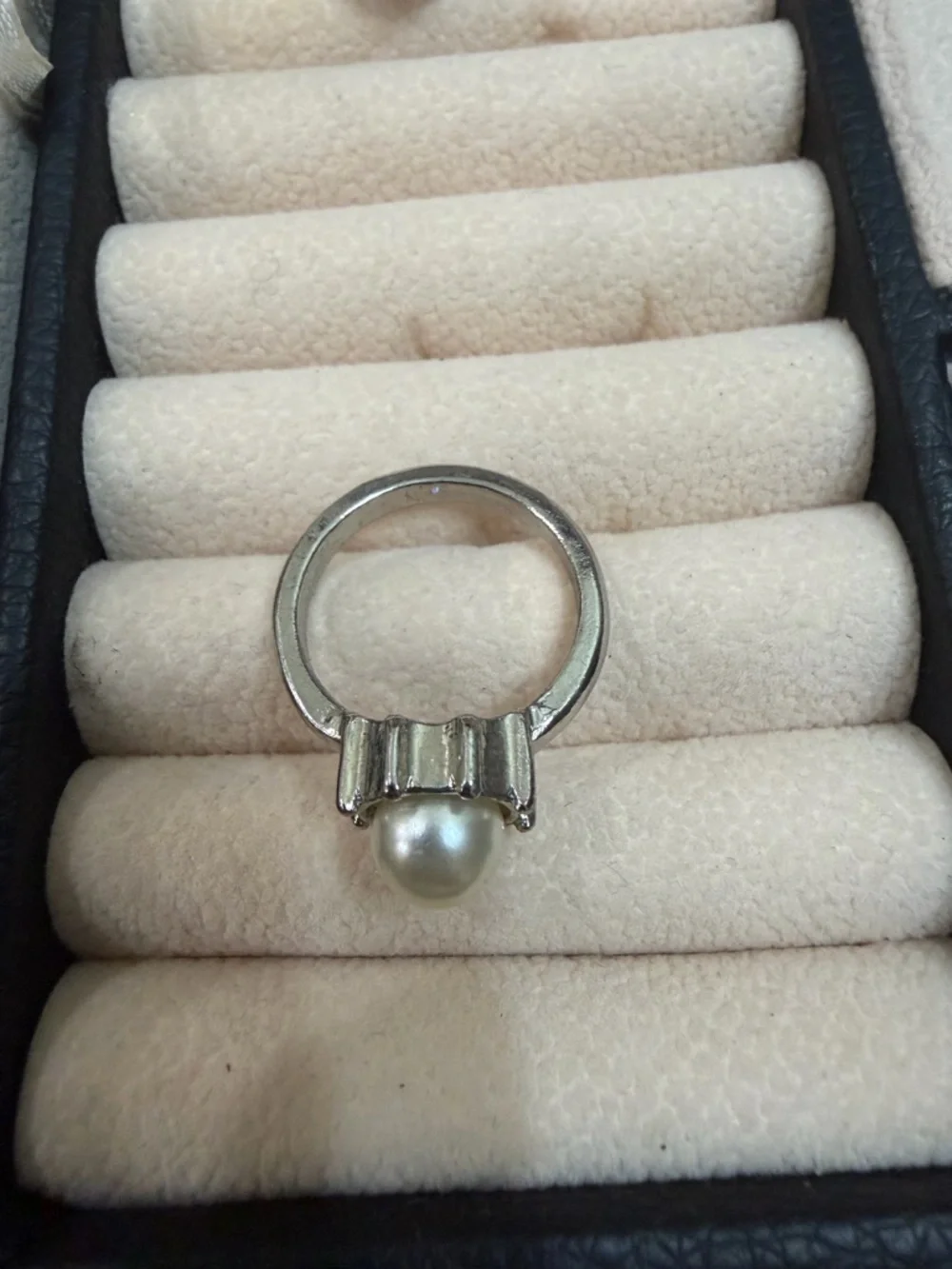 Classic Pearl Halo Silver Ring in White Pearl